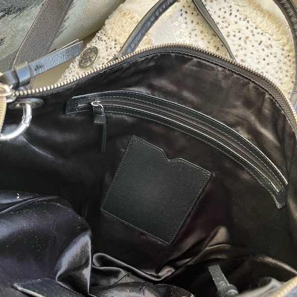 DKNY beautiful Black thick Leather Handbag - Picture 8 of 15